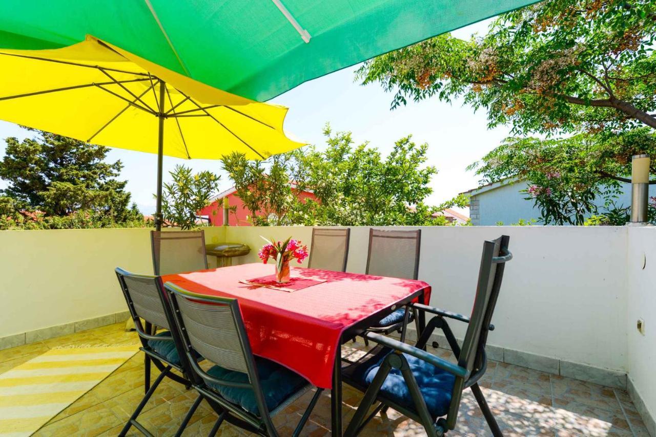 Apartments In Vir/Insel Vir 34750 Luaran gambar